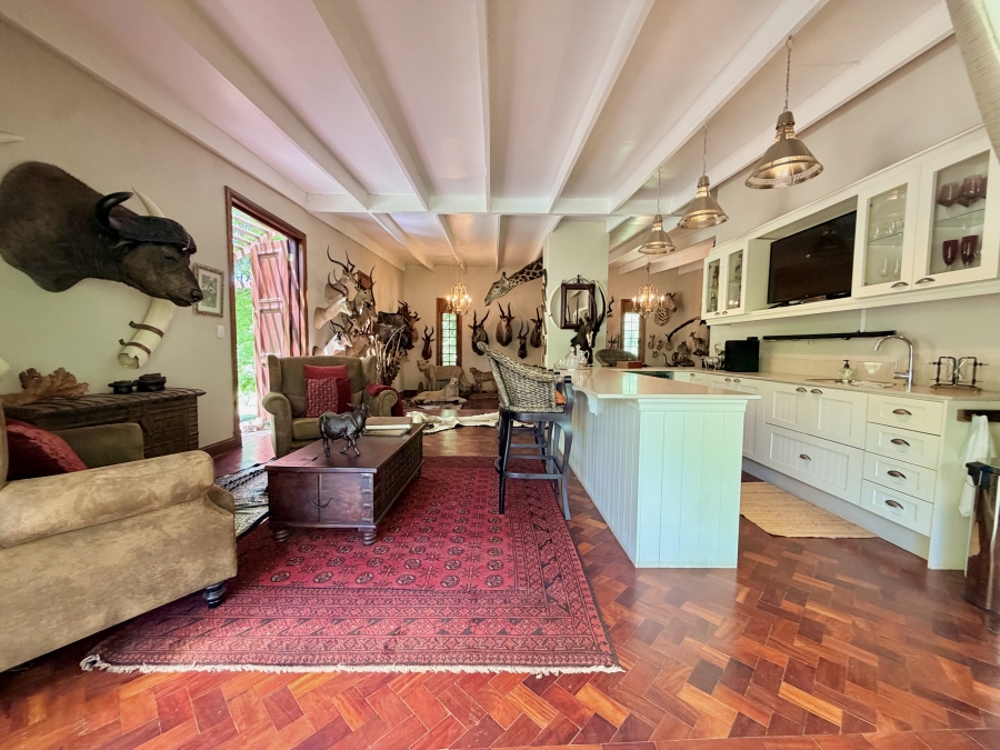 7 Bedroom Property for Sale in Mullersrust Free State